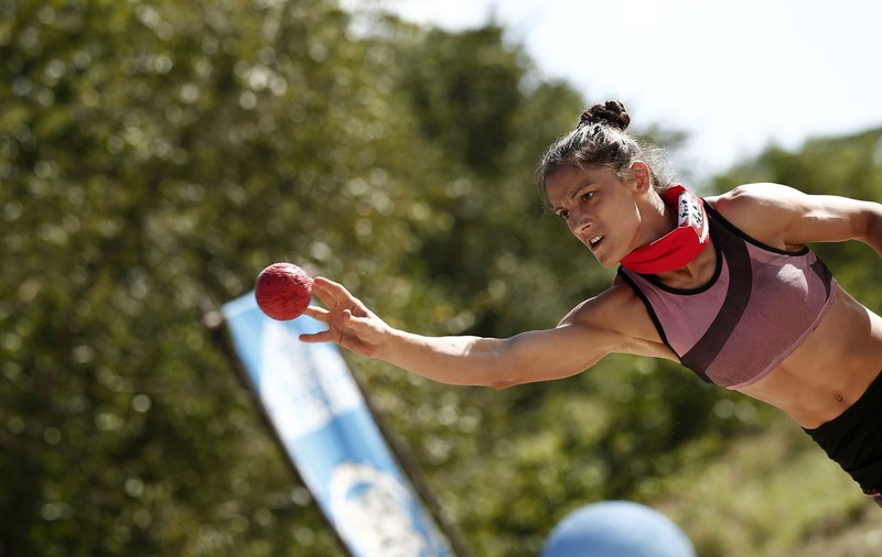 Povestea de viață a Anei Pal, sportiva care i-a dat un cap în gură unui adversar de la Survivor România. Antrenorul ei rupe tăcerea