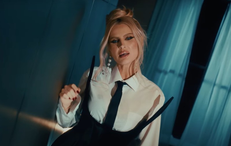 Anunțul făcut de Andreea Bănică: „Iubirea adevărată nu cere explicații”. Artista a lansat un nou videoclip pe YouTube