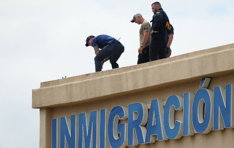 Nou atac armat în Dallas, SUA, la Serviciul de Imigrare și Control Vamal (ICE): doi oameni au murit și alți doi sunt grav răniți