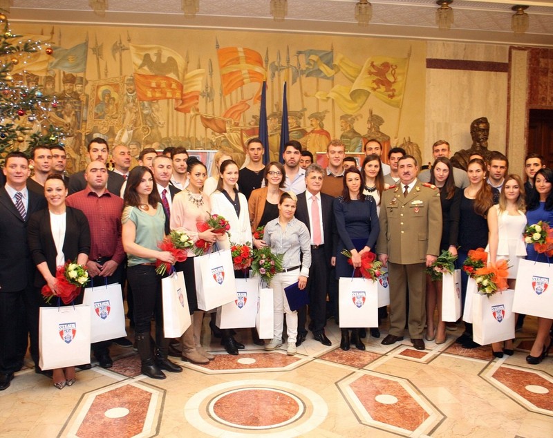 În război cu Gigi Becali, CSA Steaua i-a premiat pe campioni / GALERIE FOTO