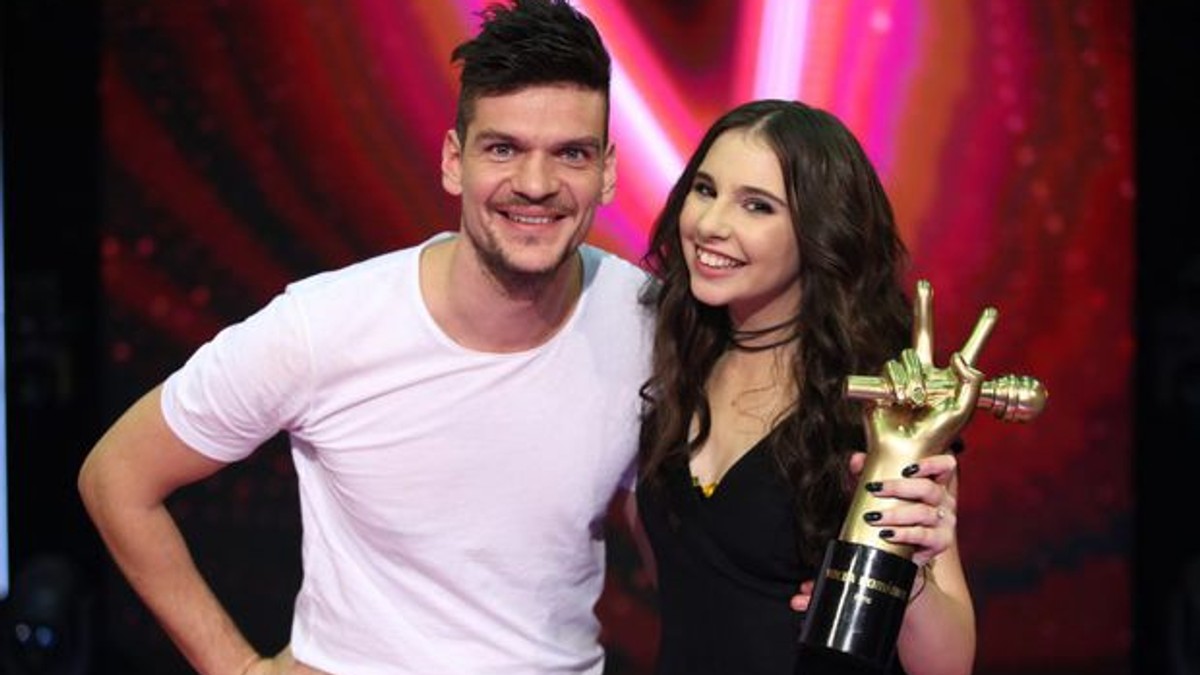 Tudor Chirilă și teodora Buciu după ce au câștigat Vocea României 2016
