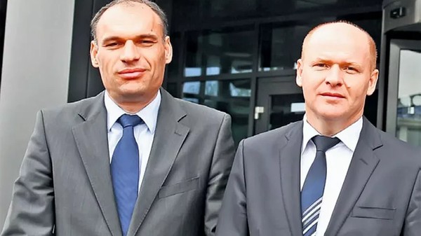 Frații Dragoș și Adrian Pavăl