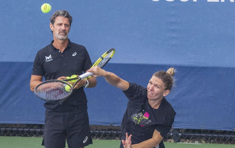 Simona Halep, mulțumiri pentru Mouratoglou pentru susținere: „Vom lupta pentru adevăr până la capăt”