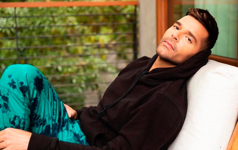 Cum s-a lăsat filmat Ricky Martin. Gestul indecent făcut de artist