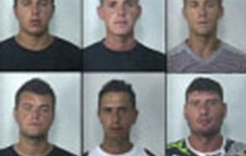 Nouă români din Italia s-au luat la omor în plină stradă 