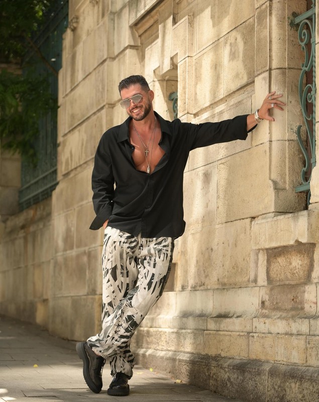 Cum a slăbit Victor Slav: „Am avut vreo 104 kilograme. În prezent am 89”. Foarte rar mai apare la evenimente mondene