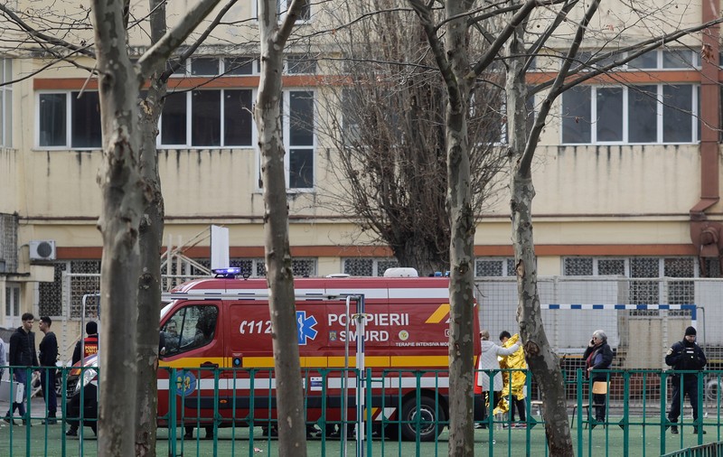 25 de elevi de la Liceul Tehnic Dimitrie Leonida din București au ajuns la spital, după ce un alt elev a dat cu spray lacrimogen