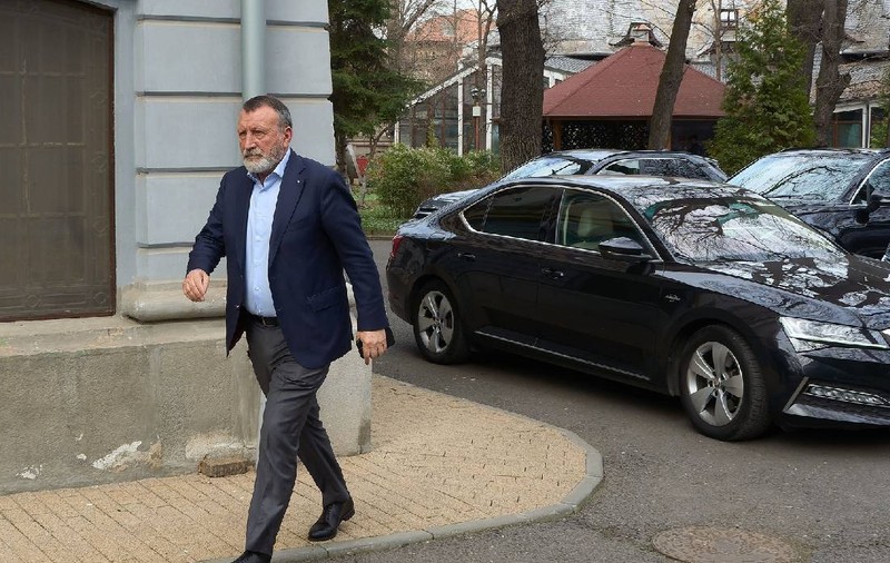 Partidul lui Sorin Grindeanu avertizează din nou că iese de la guvernare. Paul Stănescu: „USR şi PNL atacă încontinuu PSD”