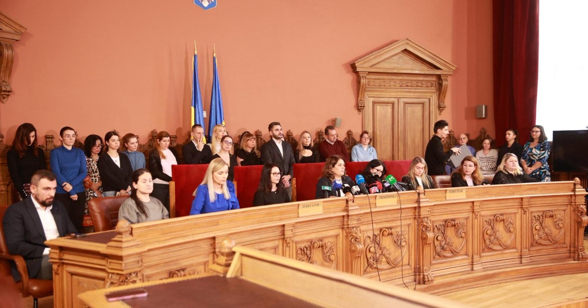 Conferința de presă organizată de Curtea de Apel București.
