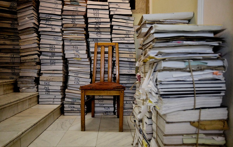 De ce lupta împotriva spălării banilor este pe butuci în România. ”Oficiul stă pe un munte de informații financiare”