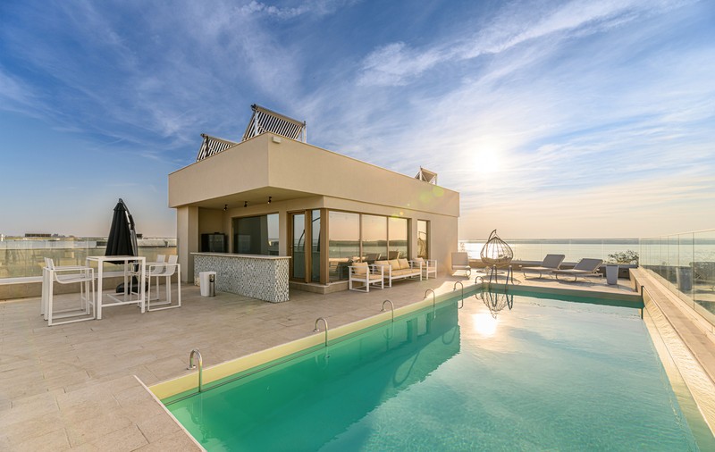 Seascape Villa: un refugiu romantic pentru cupluri