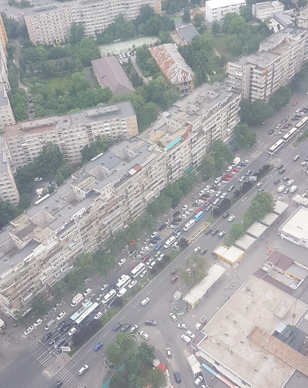 FOTO & VIDEO / Intrările în București s-au aglomerat, dar circulația nu e blocată. E afectat traficul din Piața Victoriei
