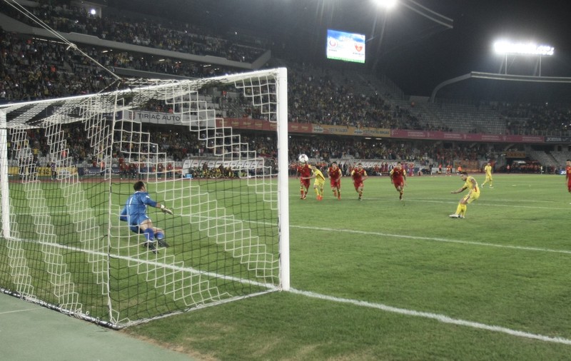 România - Muntenegru 1-1. Antrenorul lui Stanciu: ”El nu trăgea niciodată sus. Dădea jos, în stânga portarului!” / EXCLUSIV