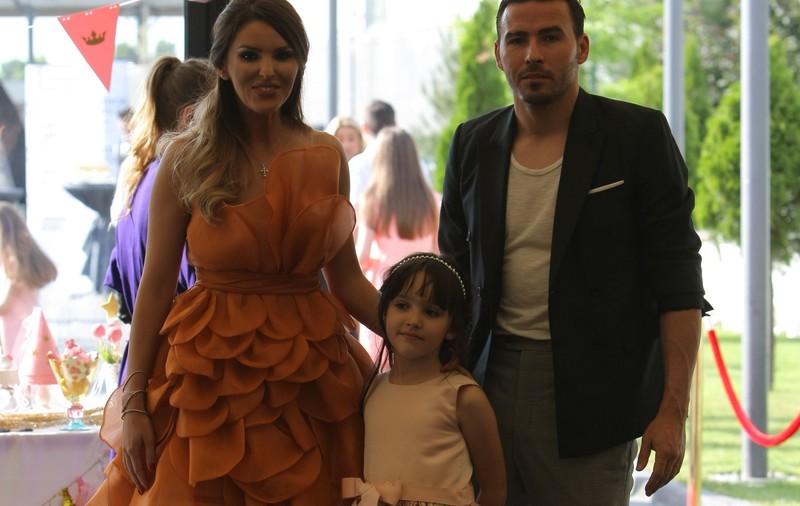 EXCLUSIV/ Denisa Nechifor se mută din România, cu fiica ei. Adrian Cristea le-ar putea urma