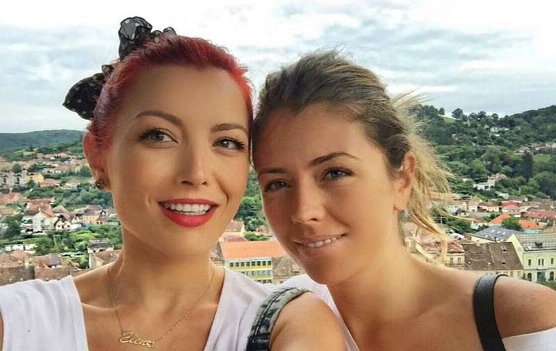 Sora Elenei Gheorghe a prezentat moda PE STRADĂ. Uite cât de frumoasă este | FOTO ÎN ARTICOL