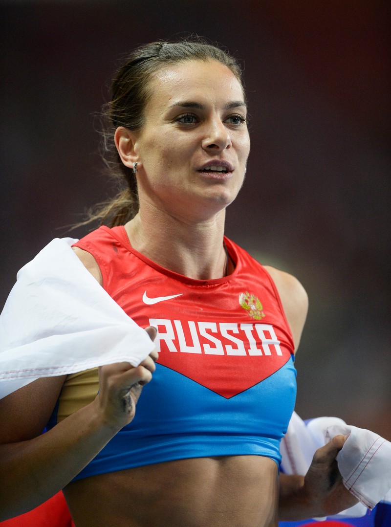 epa03823952 Yelena Isinbayeva of Russia celebrates after winning the women's Pole Vault final at the 14th IAAF World Championships at Luzhniki stadium in Moscow, Russia, 13 August 2013. EPA/CHRISTOPHE KARABA