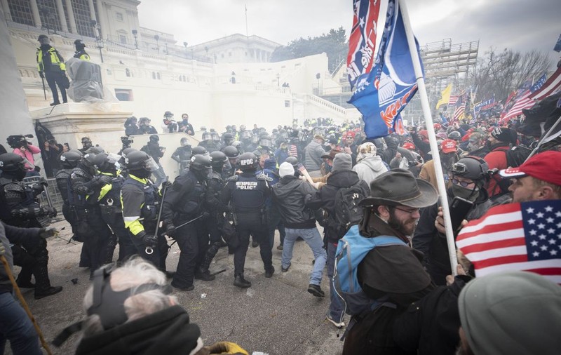 Un bărbat grațiat de Donald Trump după atacul asupra Capitoliului, găsit vinovat de abuzuri asupra copiilor: „Riscă închisoarea pe viață”