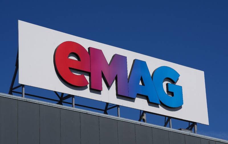 eMAG introduce o nouă taxă de până la 3,99 de lei care va fi adăugată automat la totalul fiecărei comenzi