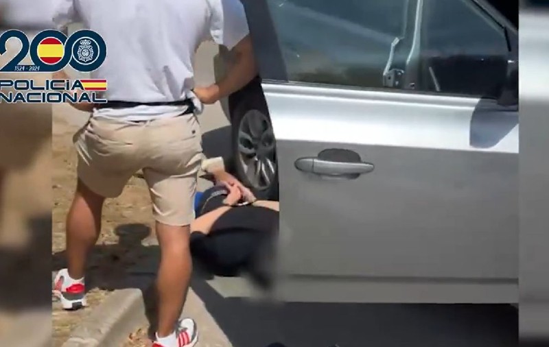 Un șofer român de TIR a fost răpit și torturat o săptămână și chiar înainte să fie executat a fost salvat de poliția spaniolă. Videoul cu pistolul la tâmpla lui a ajuns la alți șoferi români