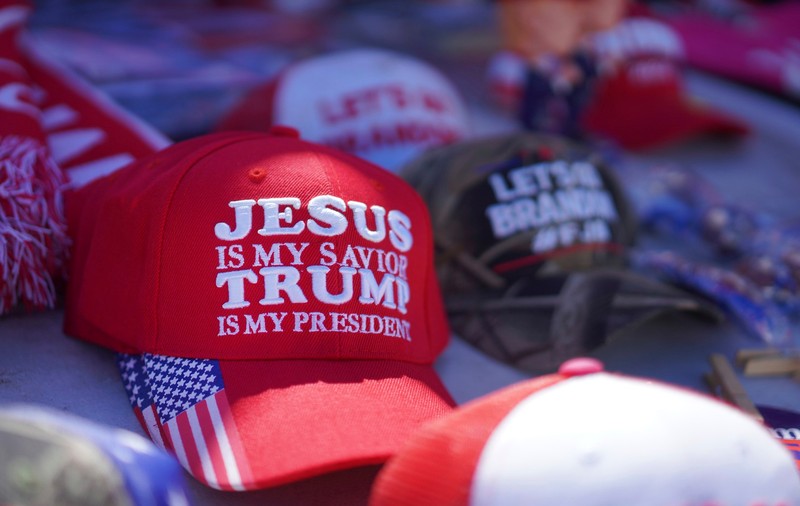 Iisus le este mântuitor, Trump le este președinte. Sprijinul evanghelicilor americani pentru Donald Trump, de neclintit