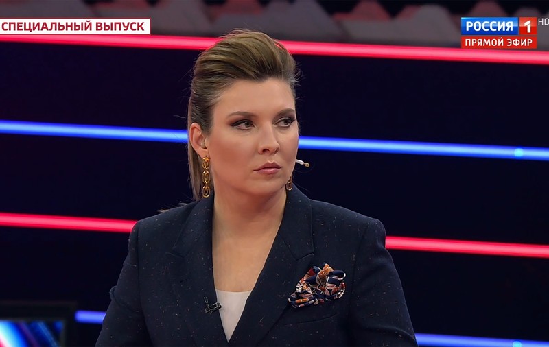 Cum au relatat televiziunile din Rusia moartea lui Navalnîi. „Păpușa de fier a lui Putin" a expediat subiectul în 35 de secunde. VIDEO