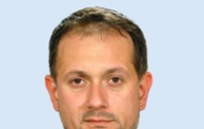 Încă un parlamentar prins de ANI că şi-a angajat fiul la biroul senatorial. Află cu cât îl plătea!