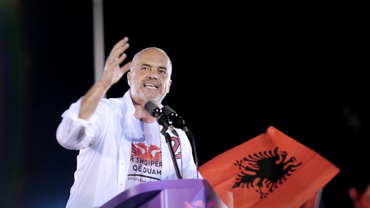 Albania i-a cerut Serbiei să recunoască statul Kosovo