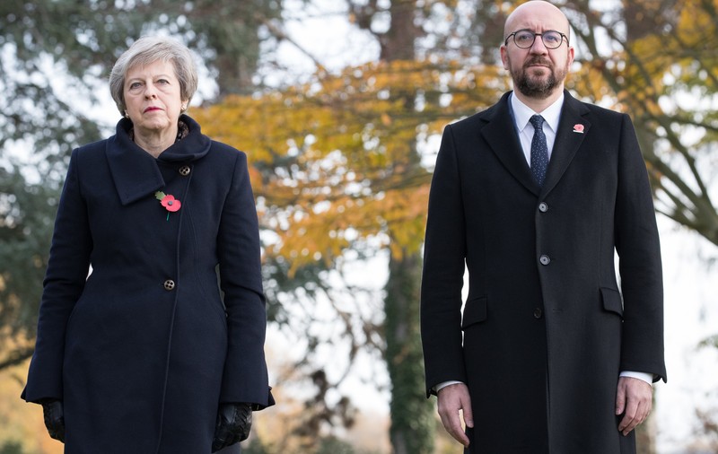 Accident în coloana oficială a premierului Theresa May. Doi oameni au fost răniți