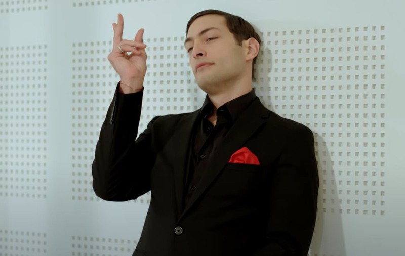 Unde apare Toto Dumitrescu în timp ce este plasat în arest la domiciliu: „Norocoșii”