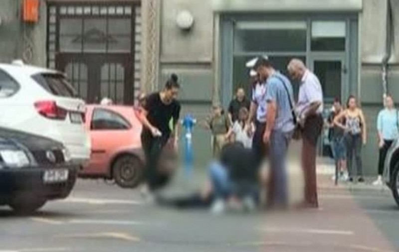 Accident în Capitală. Un poliţist a fost lovit