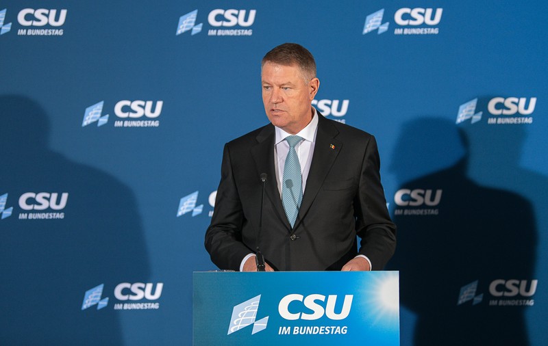 Prima reacție a lui Klaus Iohannis la criza iraniană. Anunț despre militarii români din Irak