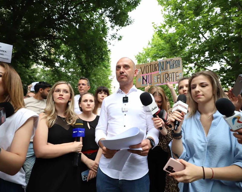 BEM a decis renumărarea voturilor la secția 352. Primarul Radu Mihaiu: „Există dovezi clare că au fost daţi bani de către candidatul PSD pentru cumpărarea de voturi”