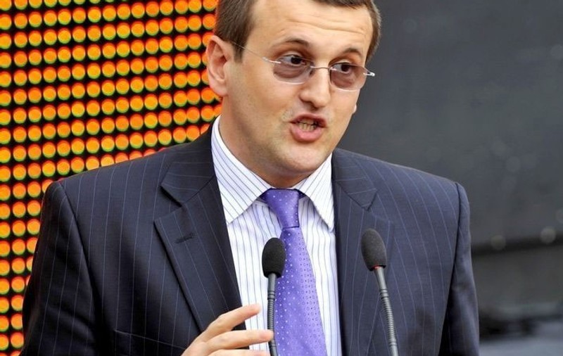 Europarlamentar, despre prezența lui Liviu Dragnea la recepția președintelui, de Ziua Europei: Nu vin, n-am chef să ciocnesc şampanie cu pungaşi