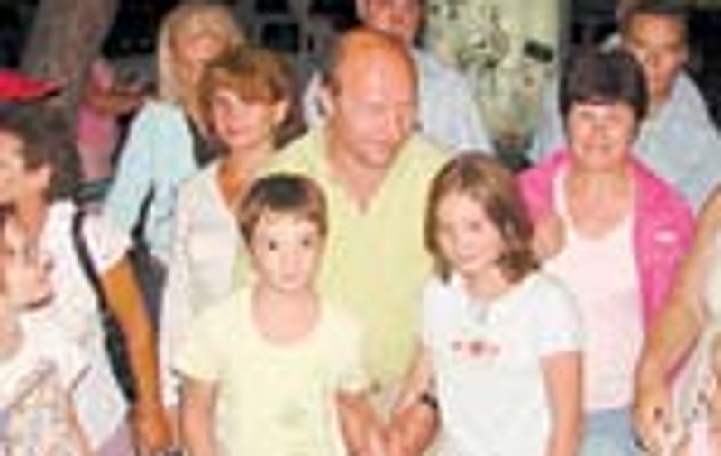 Asaltat de turisti la mare