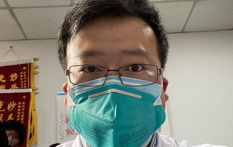 A murit doctorul chinez care a avertizat că va fi epidemie de coronaviroză! Boala l-a răpus și pe el