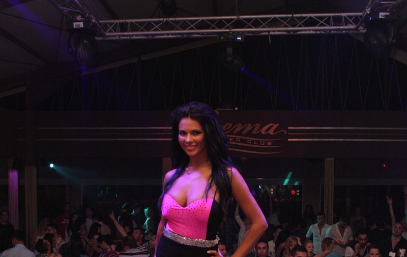 Vârciule, uite cum dansează Andreea fără tine!