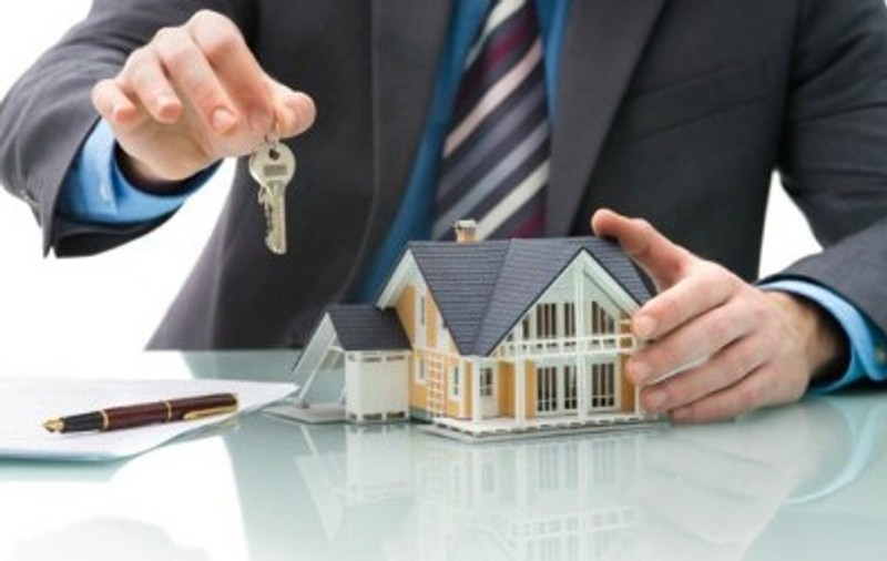 Vrei să iei un credit ipotecar? CUM SĂ NU AJUNGI SĂ AI RATE MAI MARI DECÂT POȚI PLĂTI