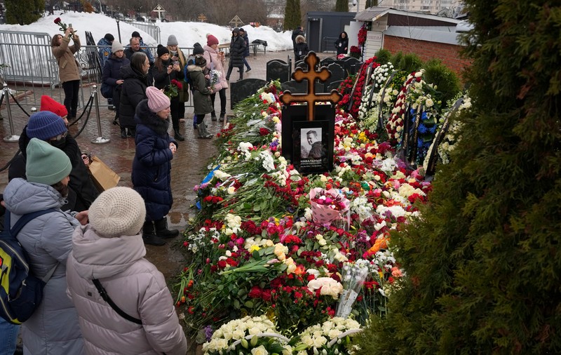 Mesajul Iuliei Navalnaia pentru miile de ruși care au venit la mormântul lui Navalnîi
