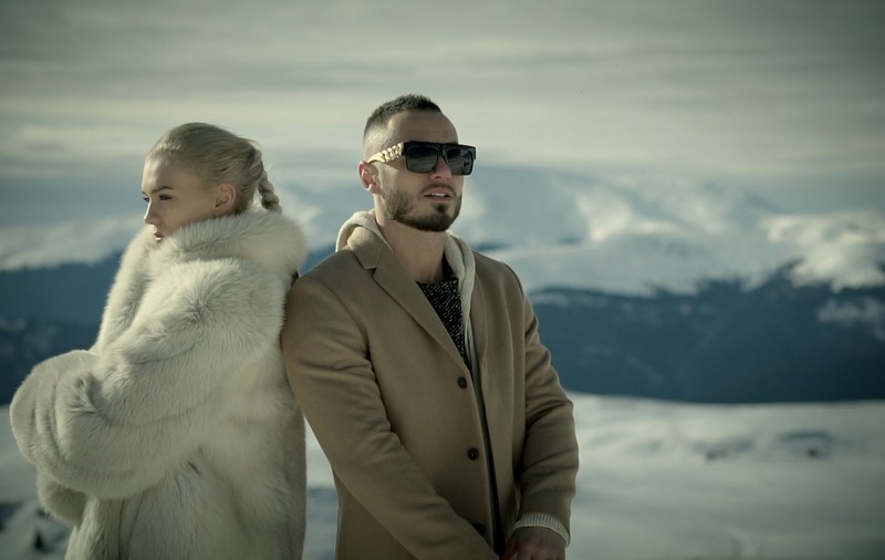 Premieră Libertatea.ro. Sonny Flame a lansat o piesă pentru îndrăgostiţi: “Falling For You”
