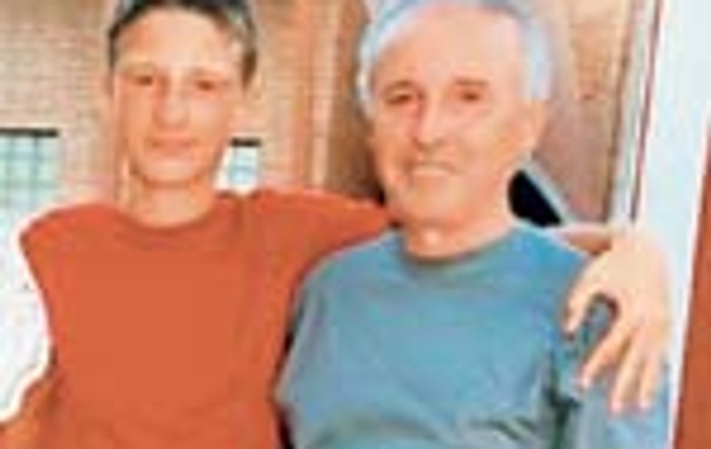 Fiul lui Dumitru Tinu vrea sa fie de fata la exhumarea tatalui sau