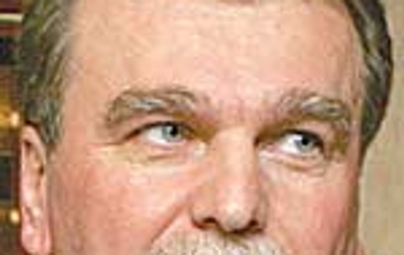 Ramane presedinte si Dinu Gheorghe