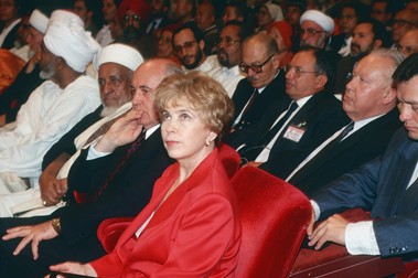 Mihail Gorbaciov și Raisa, soția sa, în 1993. Foto: Profimedia