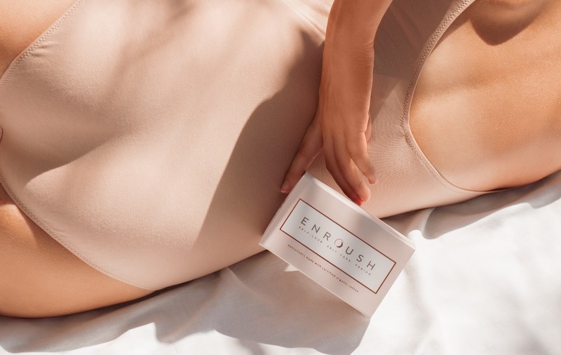 Tu cum îți iubești corpul în luna iubirii? Despre produsele menstruale și de ce ar trebui să treci la o îngrijire 100% organică