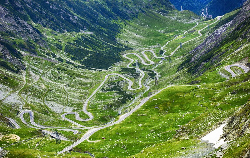 Circulația pe Transfăgărășan, închisă sâmbătă, pentru desfășurarea triatlonului Transfier 2022