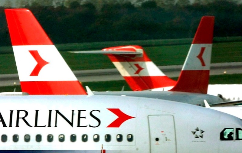 Avion evacuat de urgenţă pe aeroportul din Viena