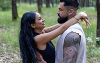 Andreea Eremia și Laurentiu Suciu la „Burlacii: Foc în paradis” | sursa foto: PRO TV