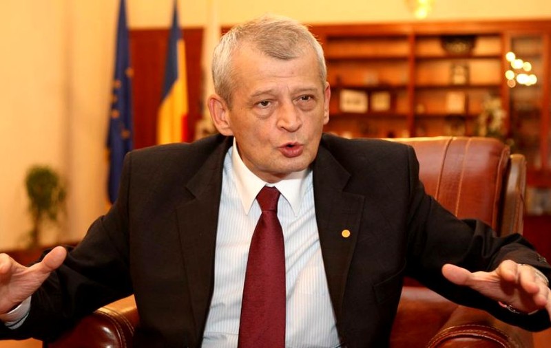 Sorin Oprescu, despre cazul medicului fals: "E un escroc. Birocrația a învins autoritatea"