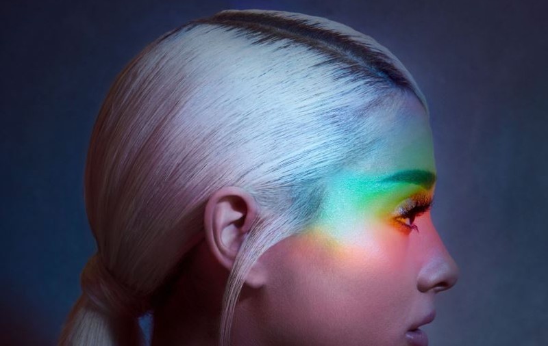 VIDEO| Ariana Grande a lansat prima piesă după atentatul de la Manchester. Versurile amintesc de victime