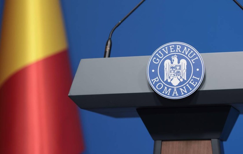 Câți bani a cerut împrumut Guvernul Bolojan. România s-a împrumutat deja cu aproape 176 miliarde de lei în primele 7 luni, mult peste banii ceruți în 2024