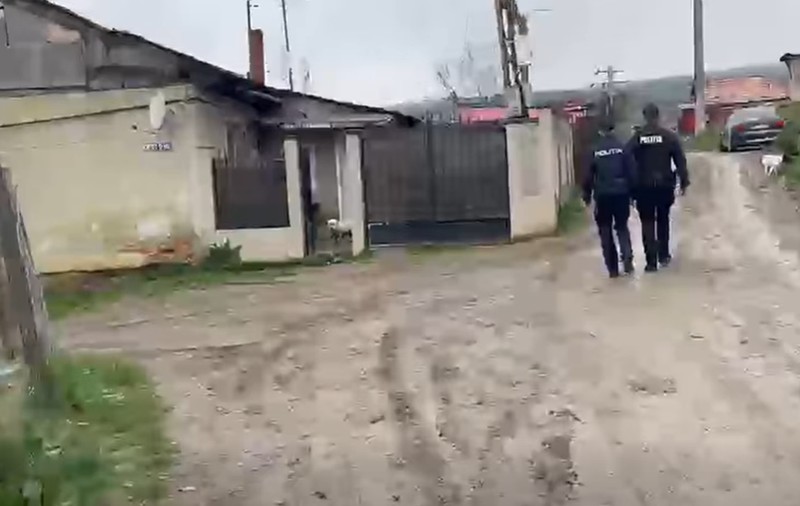 „Distribuiți mai departe! Fiecare minut contează!”. Poliția Română, apel pe Facebook pentru Rebeca și Melisa, cele două fetițe dispărute în Târnăveni